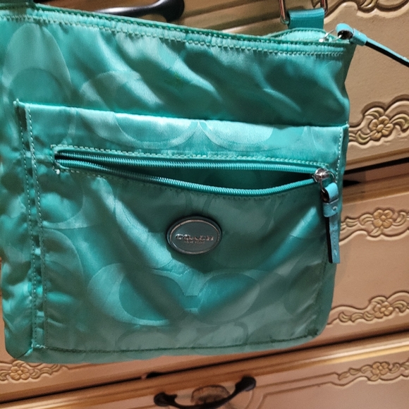 Purse - Picture 1 of 7
